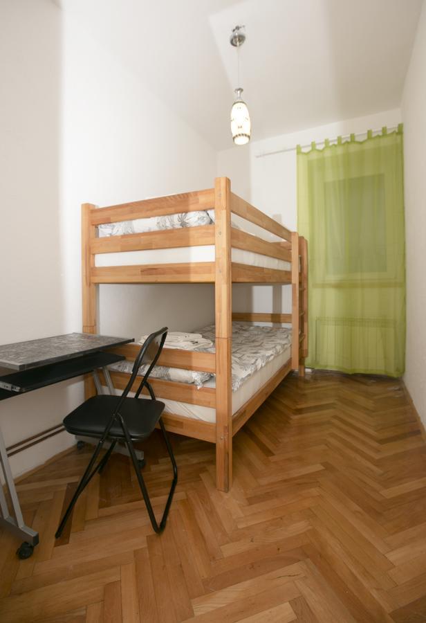 Downtown 3 Bedroom Apartment Saraybosna Dış mekan fotoğraf