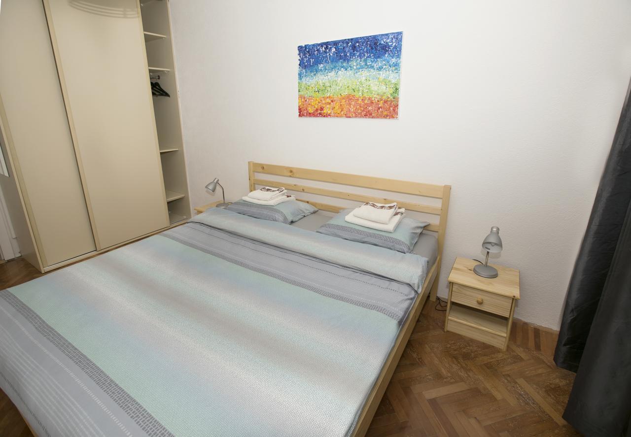 Downtown 3 Bedroom Apartment Saraybosna Dış mekan fotoğraf