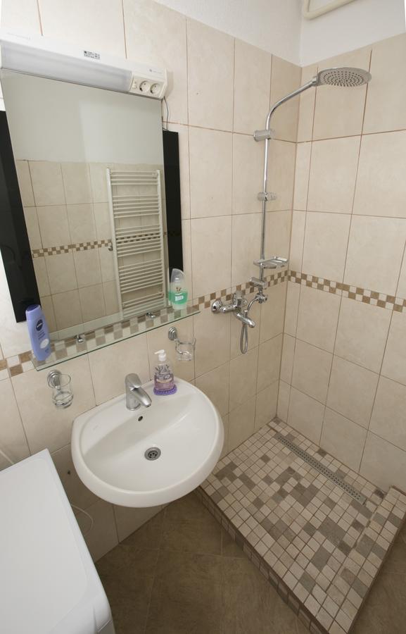 Downtown 3 Bedroom Apartment Saraybosna Dış mekan fotoğraf